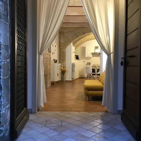 Happy House - La Basilica *